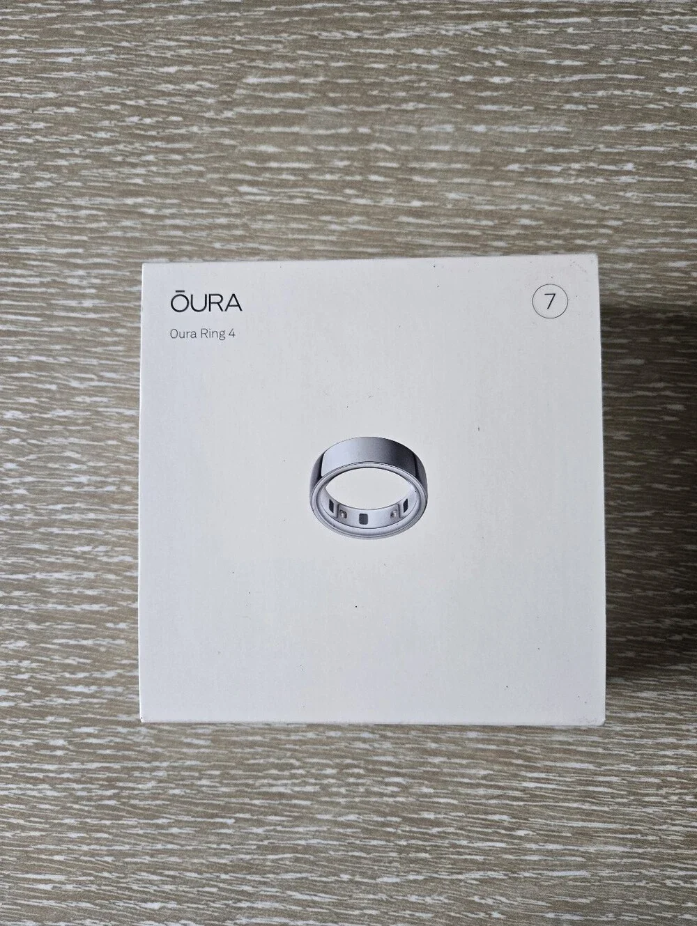 Oura Ring Gen 4 Silver Size 7 Smart Ring w/ Charger & Box, Excellent Condition